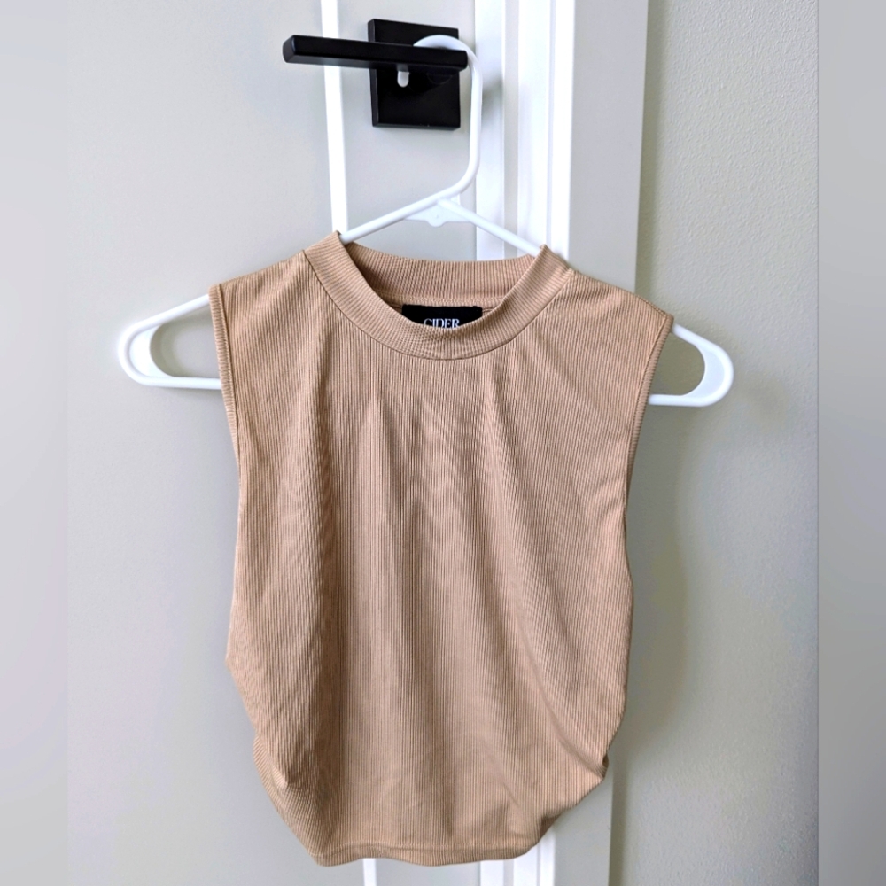 Cider Ruched Tank Top - Picture 4 of 8
